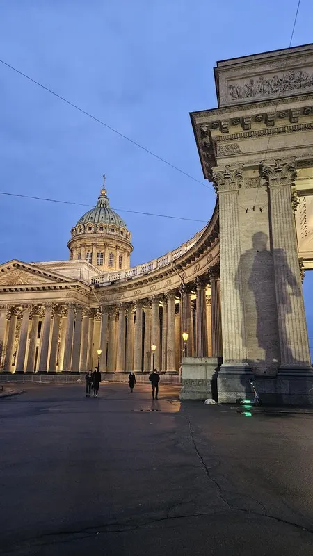 По Петербургу с петербуржцем