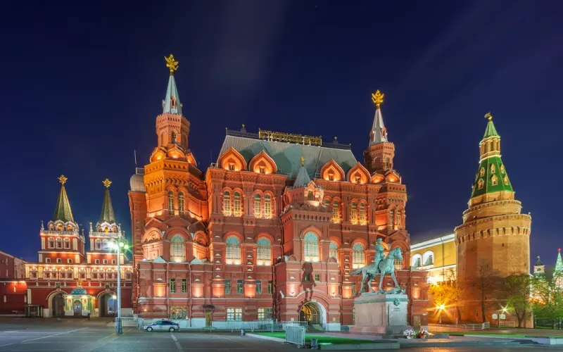 Групповая экскурсия по вечерней Москве