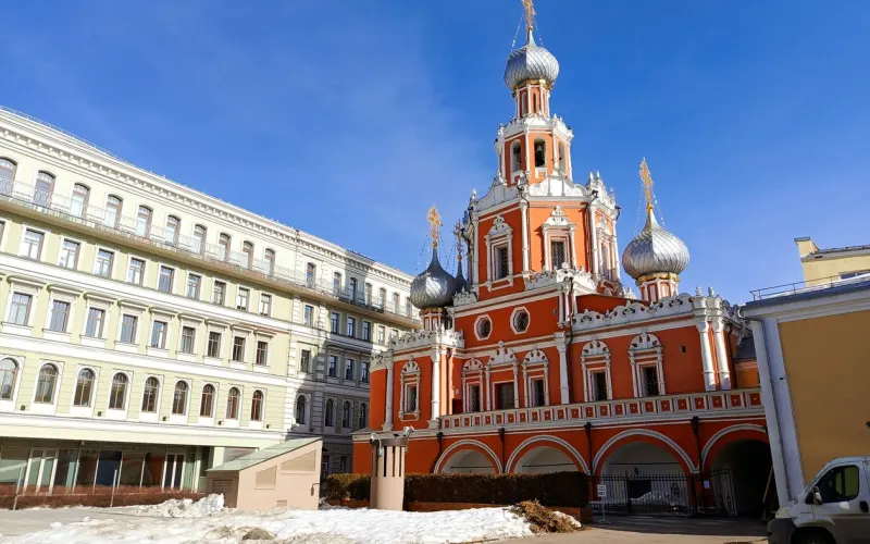 Обзорная экскурсия по Москве + Романов двор