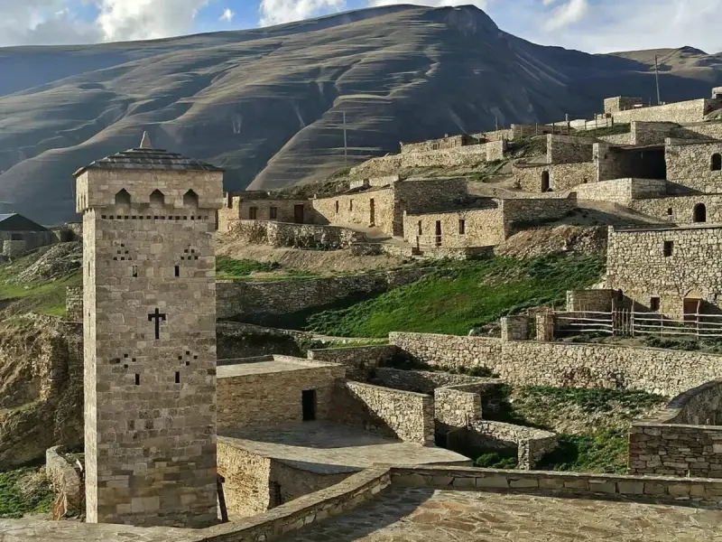 Из Грозного — в «маленькую Швейцарию»