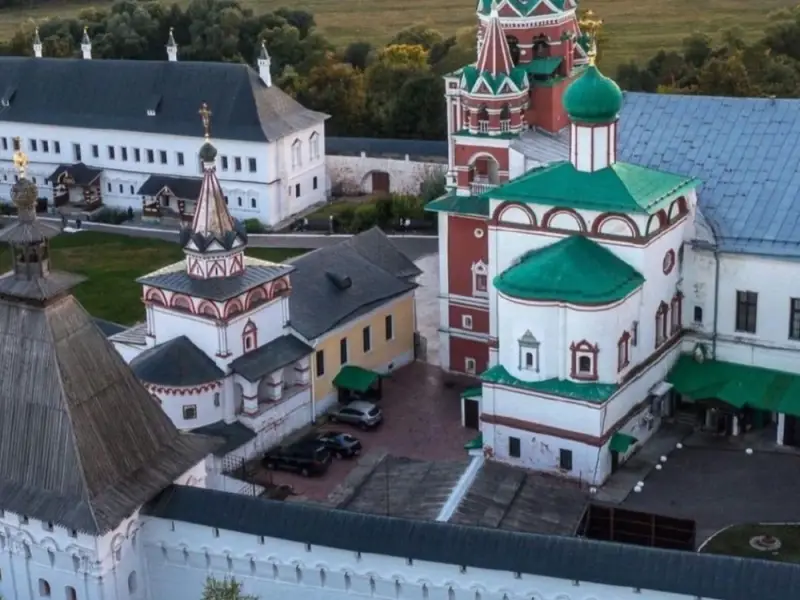 Прогулка на сапах в Звенигороде с посещением Саввино-Сторожевского монастыря и родника в Дунино